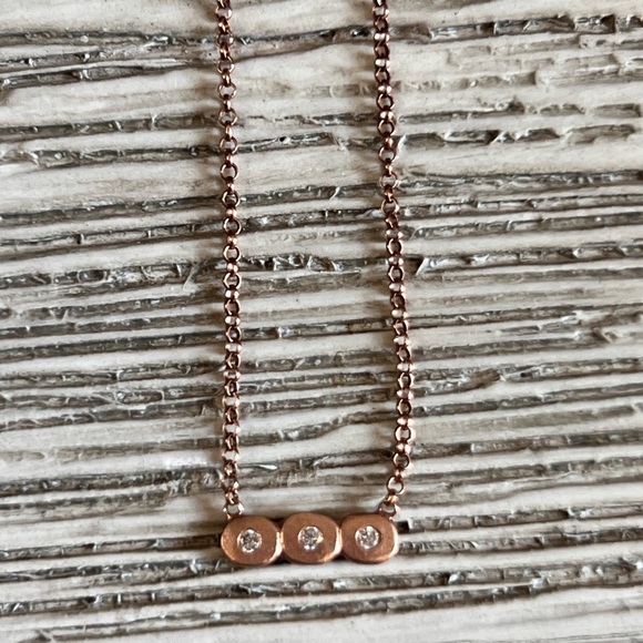 Jewelry - Elegant Rose Gold Necklace with Triple Pendant